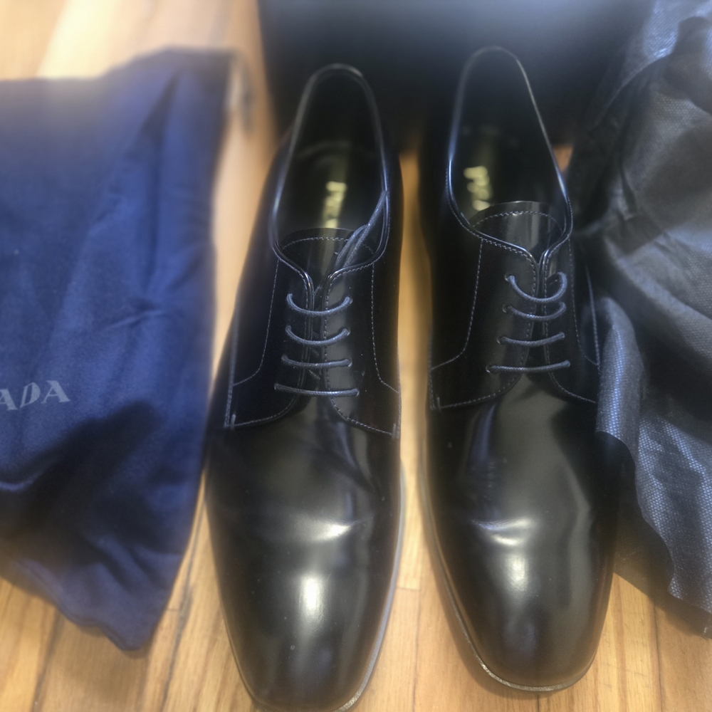 Prada Men's Black Leather Dress Shoes